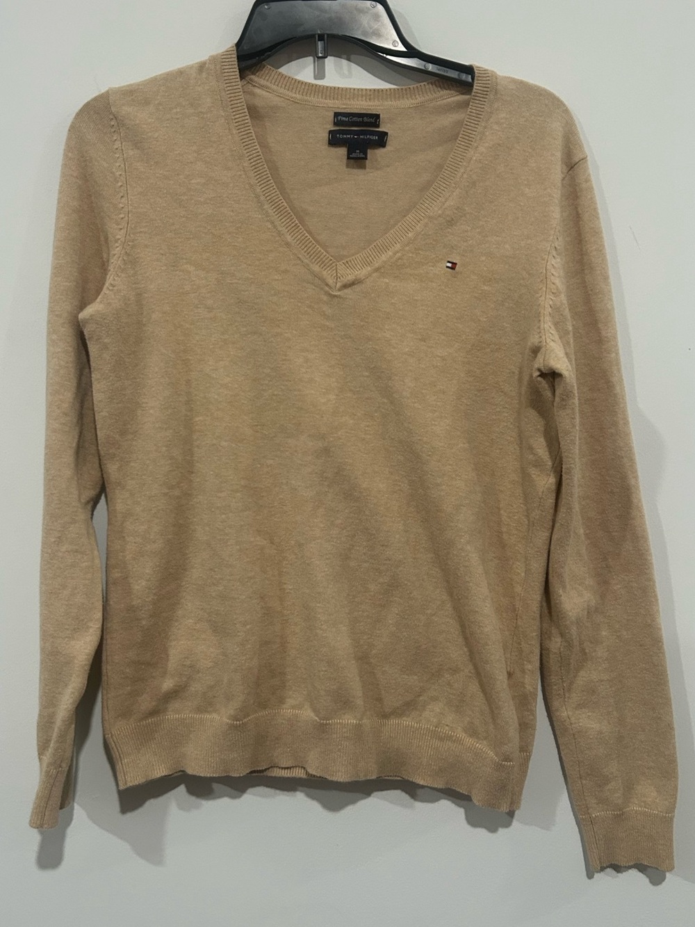 Tommy Hilfiger woman’s pima cotton V-Neck Sweater in Beige